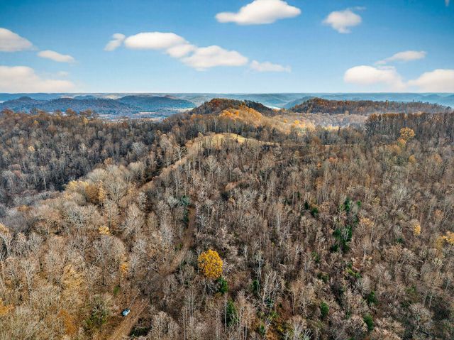 4187 Gladdice Hwy, Gainesboro, TN 38562