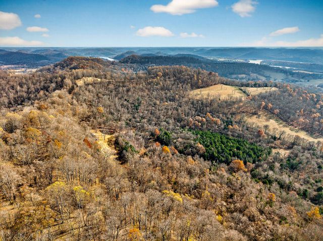 4187 Gladdice Hwy, Gainesboro, TN 38562