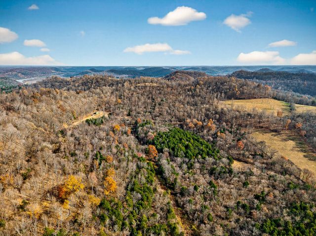4187 Gladdice Hwy, Gainesboro, TN 38562
