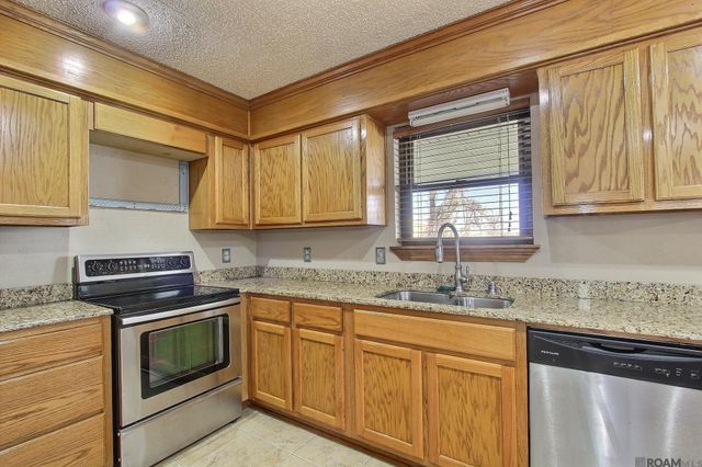 107 Anna St, Donaldsonville, LA 70346