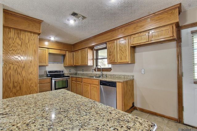 107 Anna St, Donaldsonville, LA 70346