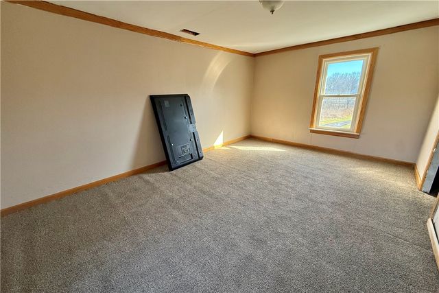 2343 Downing Ln, Hermitage, PA 16148