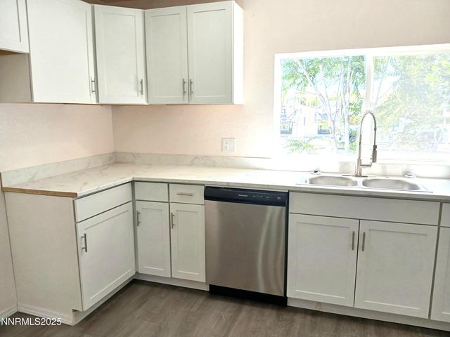 635 Grinnel Avenue, Lovelock, NV 89419