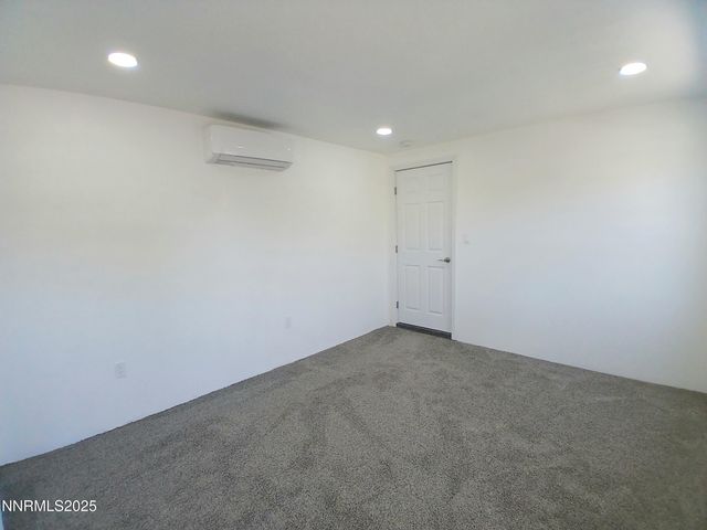 635 Grinnel Avenue, Lovelock, NV 89419