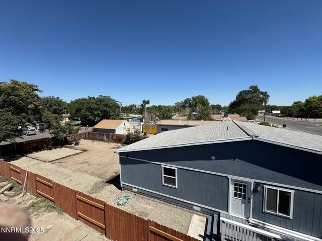 635 Grinnel Avenue, Lovelock, NV 89419