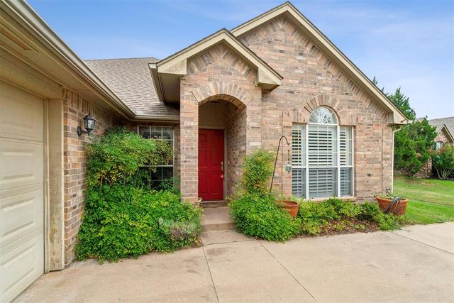 3012 Longmeadow, Edmond, OK 73003