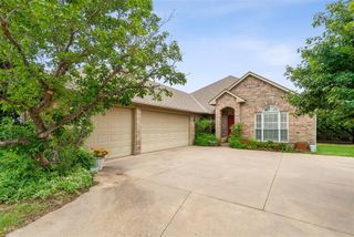 3012 Longmeadow, Edmond, OK 73003