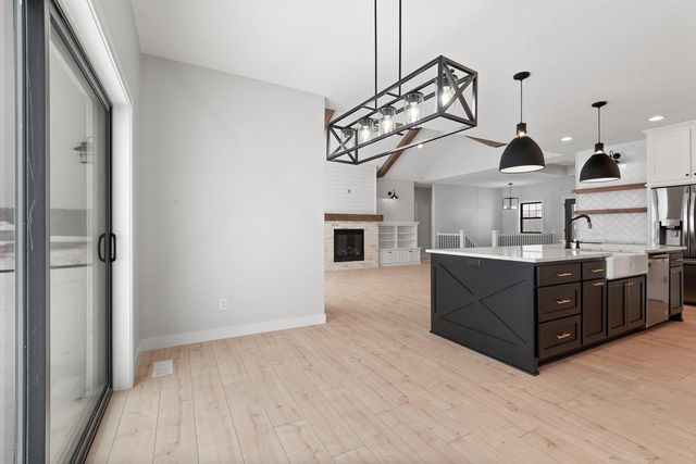 2941 155th Avenue NE, Ham Lake, MN 55304