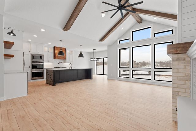 2941 155th Avenue NE, Ham Lake, MN 55304