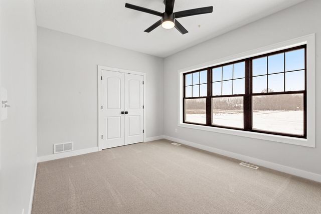 2941 155th Avenue NE, Ham Lake, MN 55304