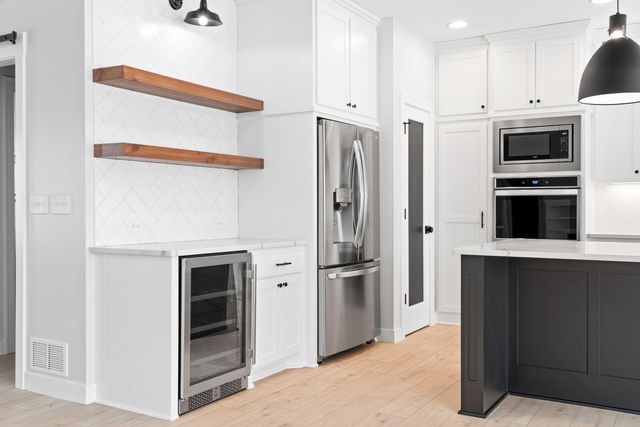 2941 155th Avenue NE, Ham Lake, MN 55304