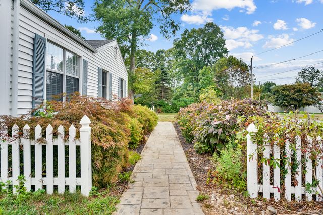 473 Ridgeview Road, Orange, CT 06477
