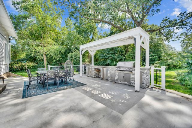 473 Ridgeview Road, Orange, CT 06477