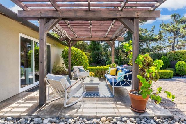65 Mountain View Place, San Mateo, CA 94402