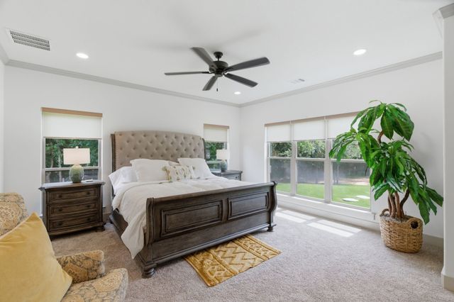 1054 Meadow Wood Terrace, Azle, TX 76020