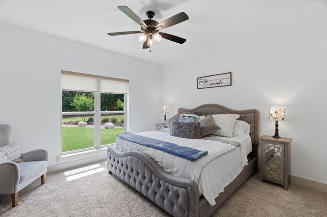 1054 Meadow Wood Terrace, Azle, TX 76020