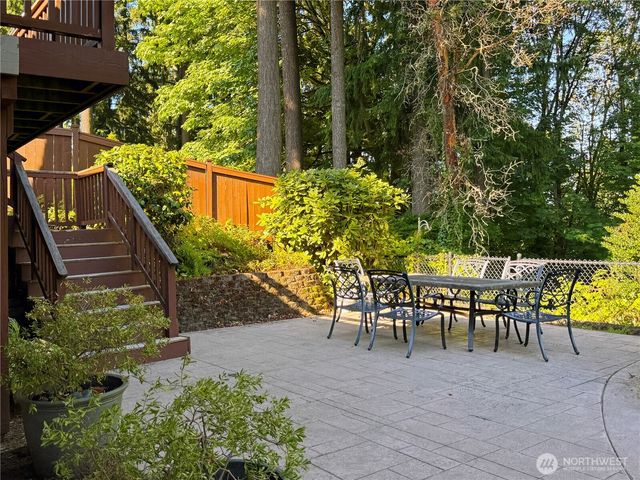 4448 144th Avenue SE, Bellevue, WA 98006