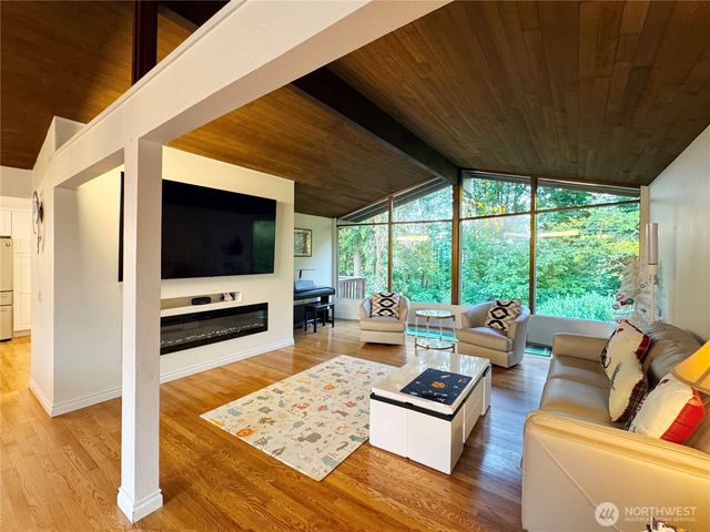4448 144th Avenue SE, Bellevue, WA 98006