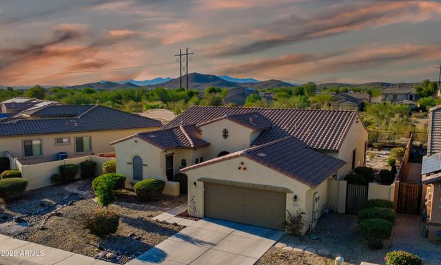 17942 W LAVENDER Lane, Goodyear, AZ 85338