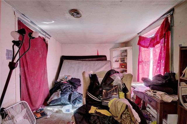 4028 Buena Vista RD, Saluda, VA 23149