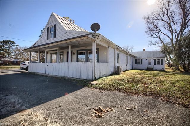 4028 Buena Vista RD, Saluda, VA 23149