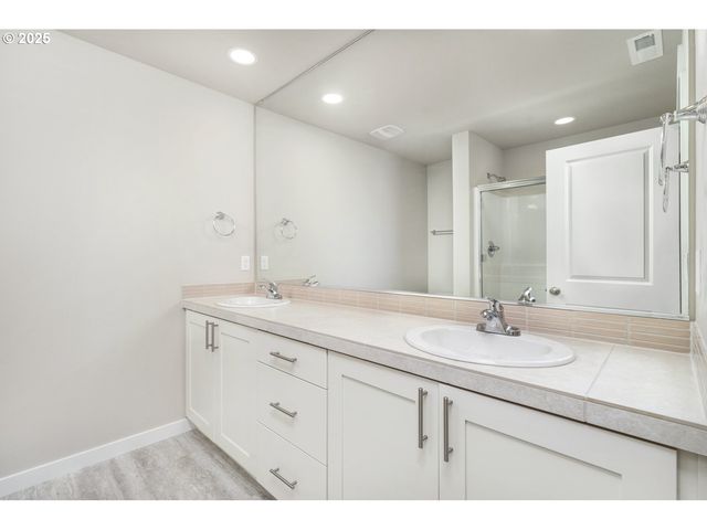 2781 S Heather St Lot 854, Cornelius, OR 97113