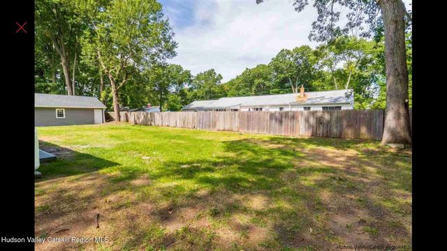 33 Mary Ave, Lake Katrine, NY 12449