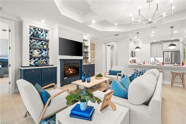 15339 Giardino DR 11-103, Naples, FL 34114