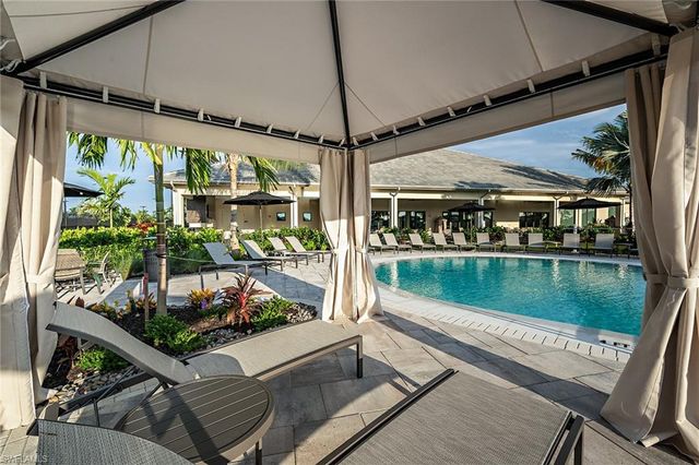 15339 Giardino DR 11-103, Naples, FL 34114