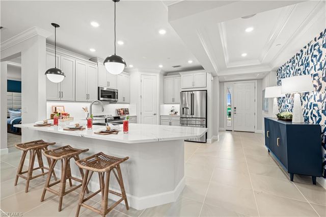 15339 Giardino DR 11-103, Naples, FL 34114
