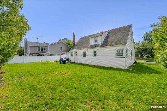 35-05 Lenox Drive, Fair Lawn, NJ 07410