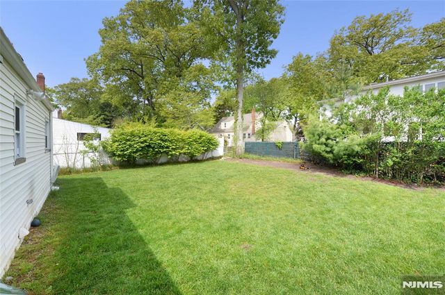 35-05 Lenox Drive, Fair Lawn, NJ 07410