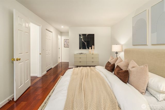 2805 112th Avenue SE, Bellevue, WA 98004