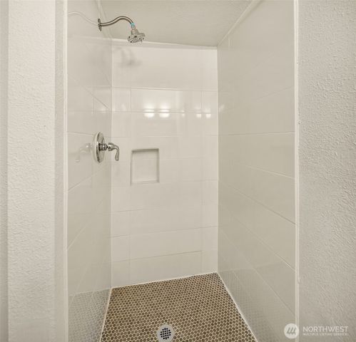 2805 112th Avenue SE, Bellevue, WA 98004