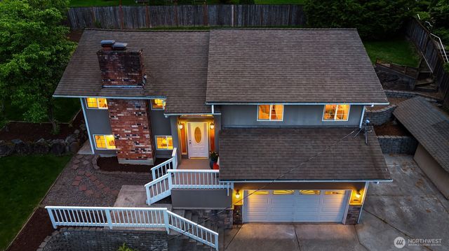 2805 112th Avenue SE, Bellevue, WA 98004
