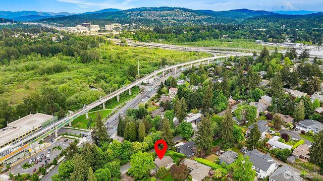 2805 112th Avenue SE, Bellevue, WA 98004