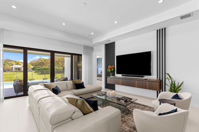 17136 Aquavera Way, Boca Raton, FL 33496