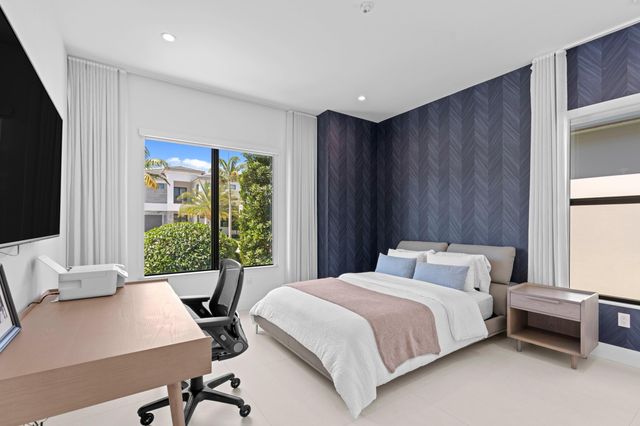 17136 Aquavera Way, Boca Raton, FL 33496