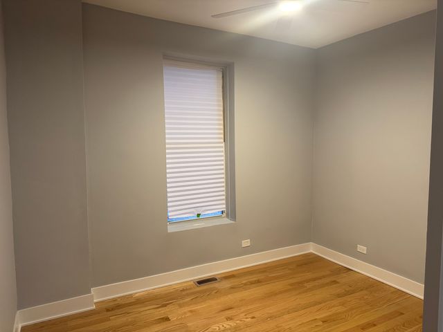 1540 S Ridgeway Avenue, Chicago, IL 60623