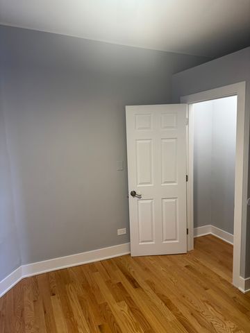 1540 S Ridgeway Avenue, Chicago, IL 60623