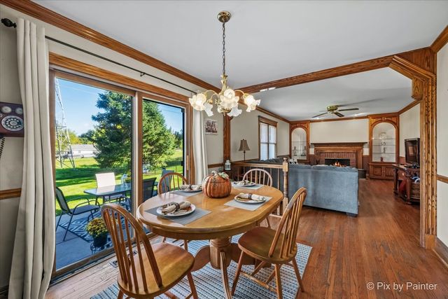 765 Crest Drive, Cary, IL 60013