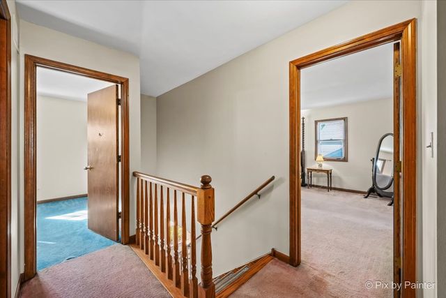 765 Crest Drive, Cary, IL 60013