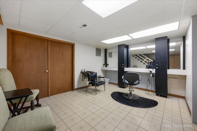 765 Crest Drive, Cary, IL 60013