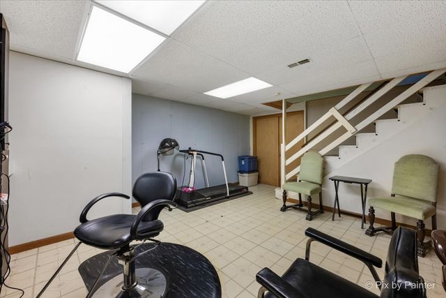 765 Crest Drive, Cary, IL 60013