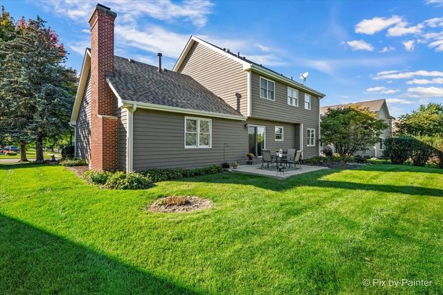 765 Crest Drive, Cary, IL 60013