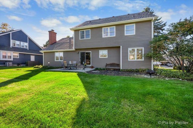 765 Crest Drive, Cary, IL 60013