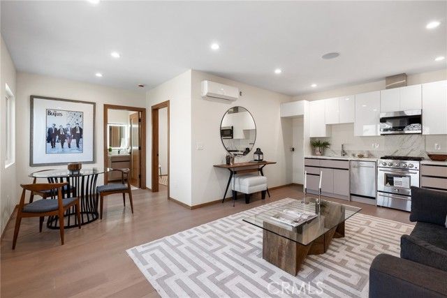 348 S Orange Drive, Los Angeles, CA 90036