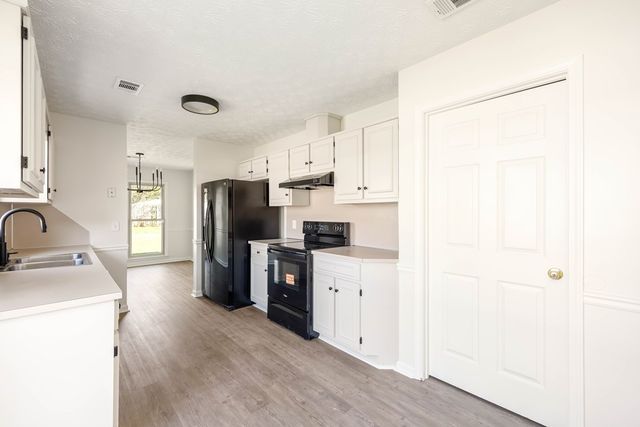 7295 Midland Chase Loop, Columbus, GA 31909