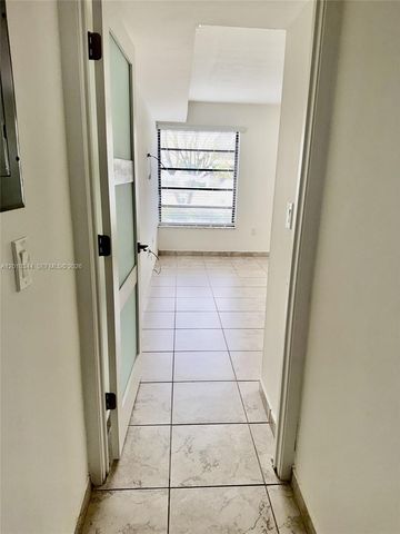 8933 SW 123rd Court 108, Miami, FL 33186