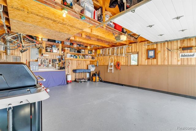 1020 Capac Road, Berlin, MI 48002